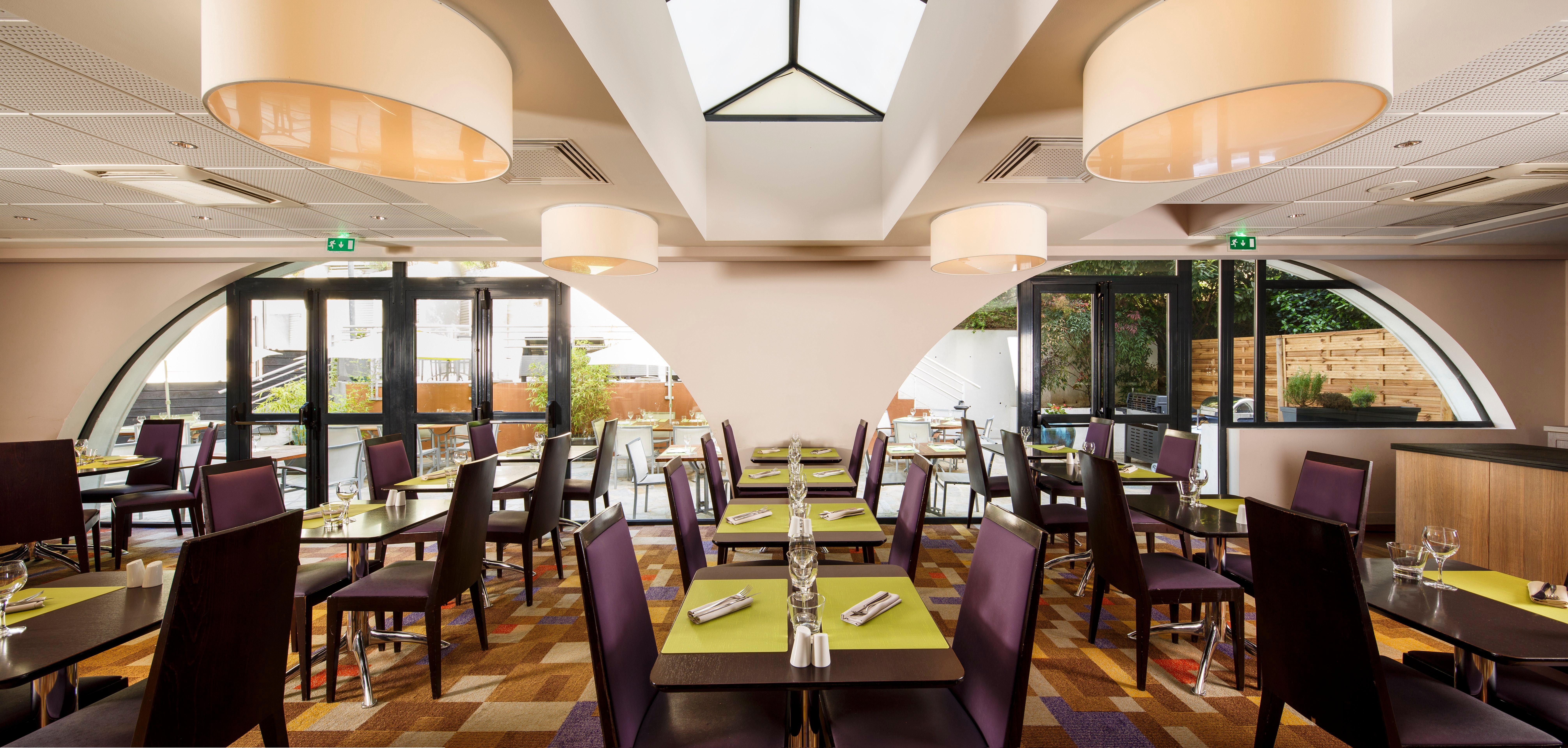 Holiday Inn Lyon Vaise By Ihg Tassin-la-Demi-Lune Dış mekan fotoğraf